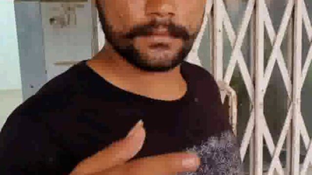 सुरीर के गांव खायरा में दो पक्ष आमने-सामने भिड़े 9घायल जमकर चले लाठी डंडे वीडियो वायरल