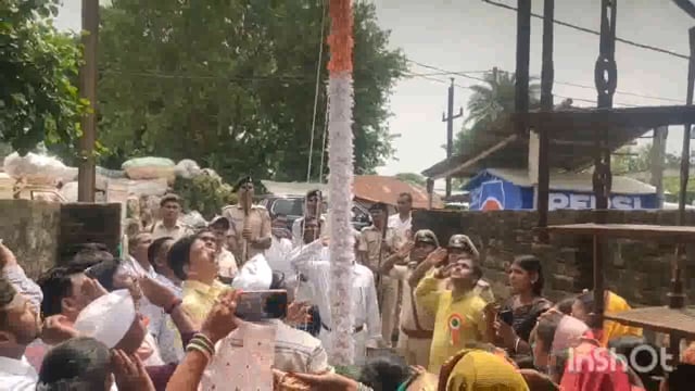 78 वां स्वतंत्रता दिवस के मौके पर जीविका कार्यालय में झंडोतोलन कर शहीदों को दी सलामी, देश के प्रति लोगों में जगाया उत्साह