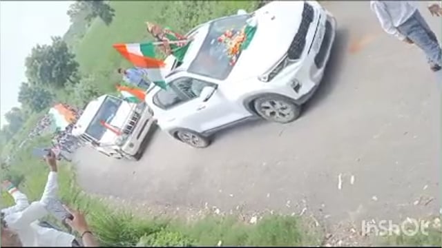 बीपीटीएम राइजिंग एकाडमी बसंतपुर राजा में 78वें स्वतंत्रता दिवस पर 300 फुट तिरंगे के साथ निकाली प्रभात फेरी 