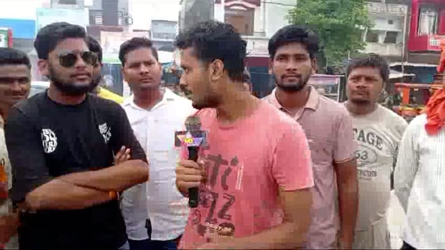 लखीमपुर खीरी  खमरिया, पंडित मै ए बी पी कार्येकरताओ नें फुका ममता बनर्जी का पुतला 