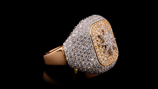 Storks Diamond
