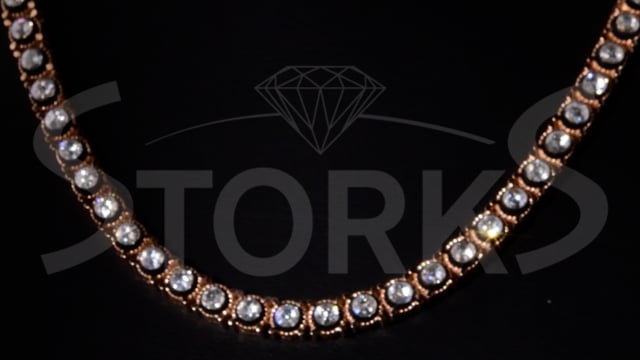 Storks Diamond