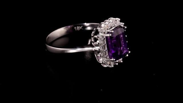 Storks Diamond