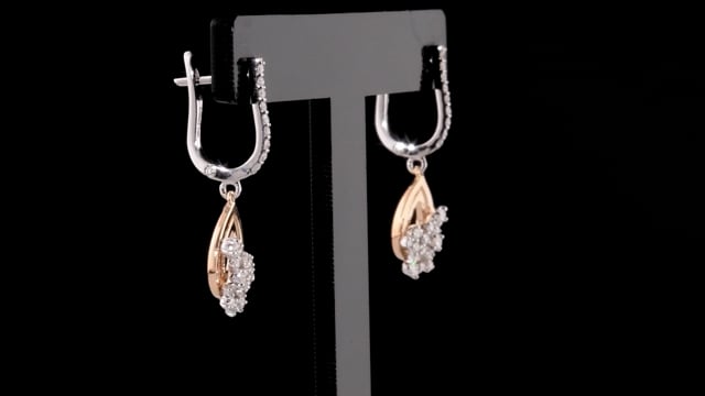 Storks Diamond