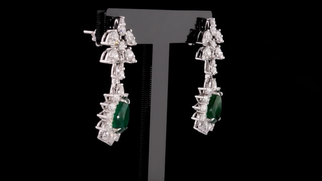 Storks Diamond