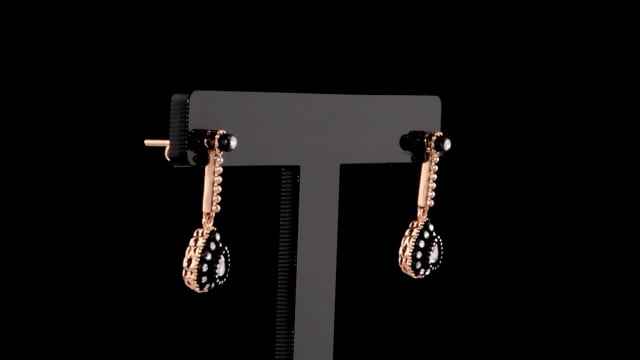 Storks Diamond