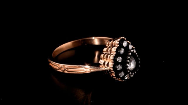 Storks Diamond