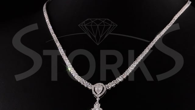 Storks Diamond