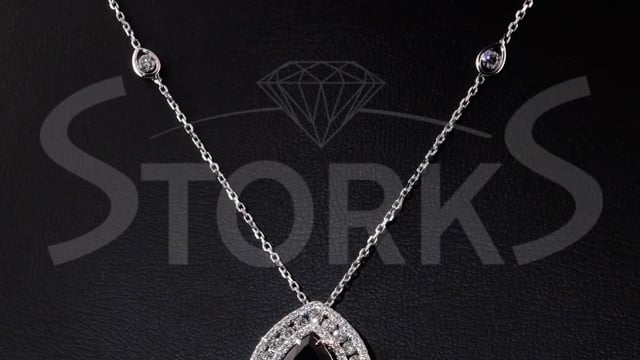 Storks Diamond