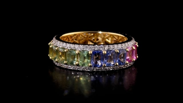 Storks Diamond