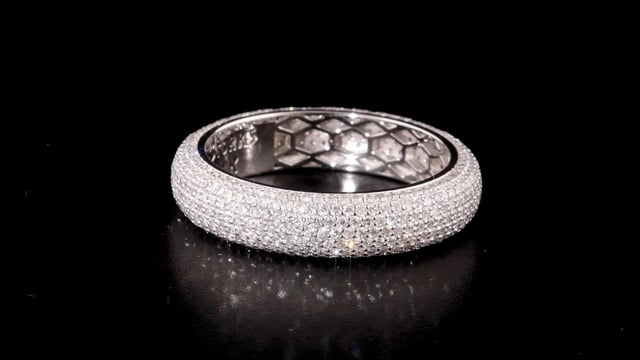Storks Diamond