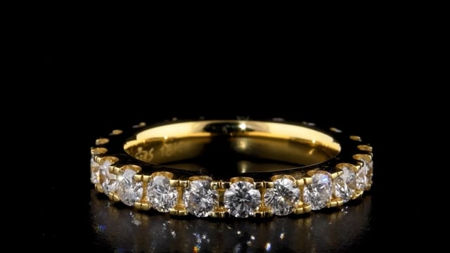 Storks Diamond