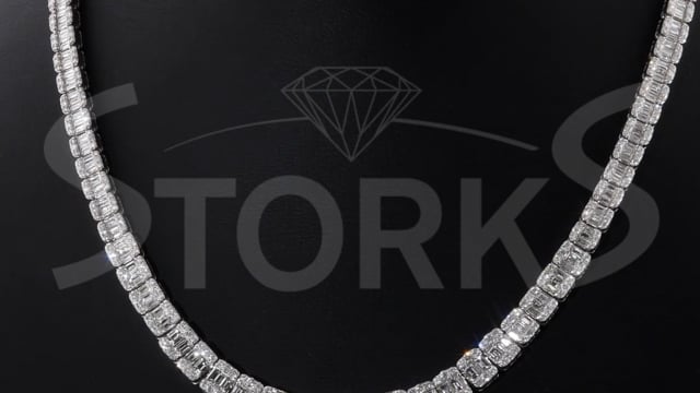 Storks Diamond